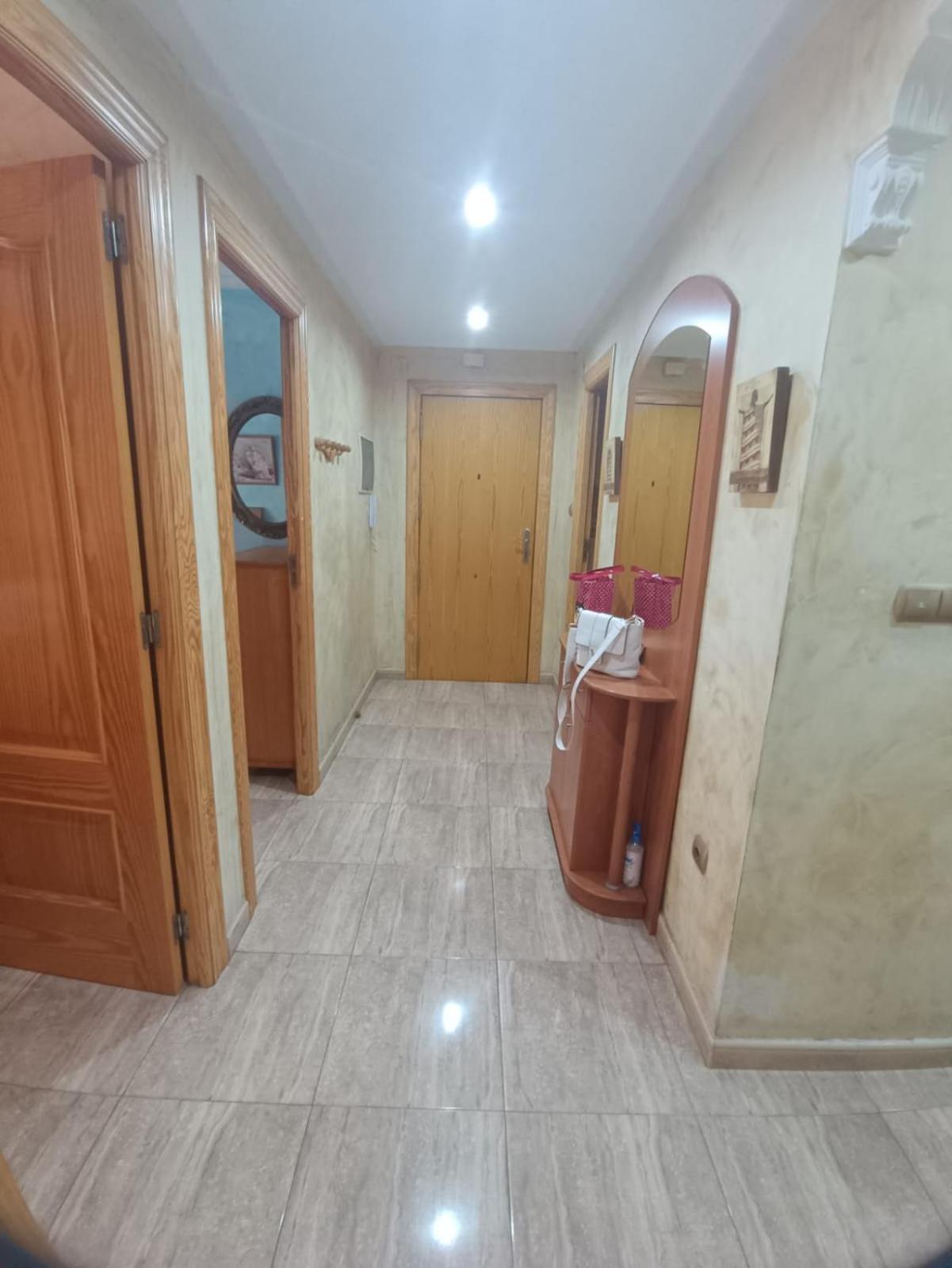 Pet Friendly - Apartamento Centrico Y Cerca De La Playa サンタ・ポラ エクステリア 写真