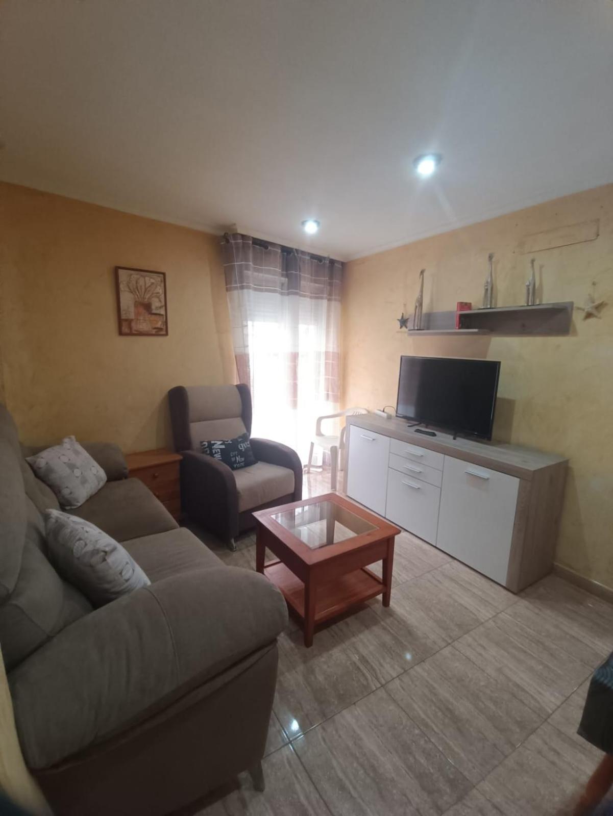 Pet Friendly - Apartamento Centrico Y Cerca De La Playa サンタ・ポラ エクステリア 写真
