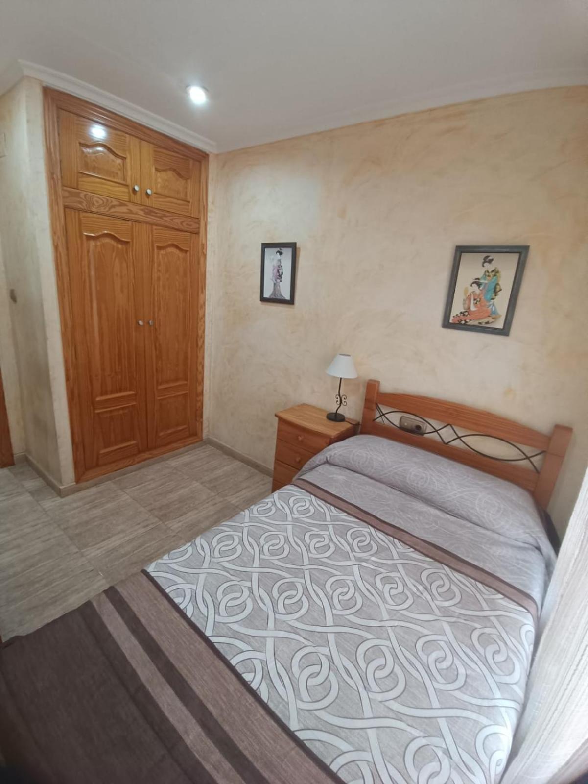 Pet Friendly - Apartamento Centrico Y Cerca De La Playa サンタ・ポラ エクステリア 写真