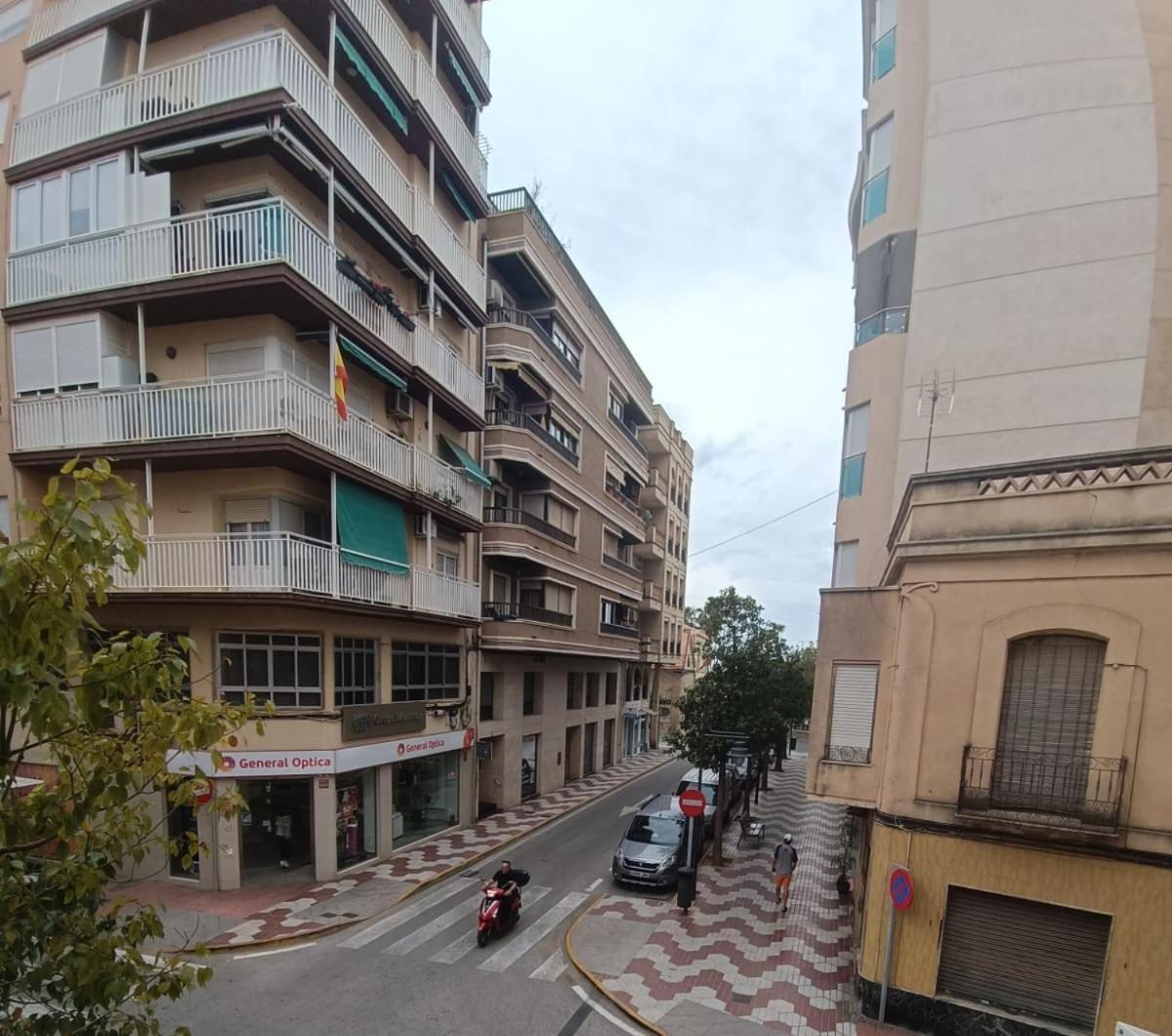 Pet Friendly - Apartamento Centrico Y Cerca De La Playa サンタ・ポラ エクステリア 写真